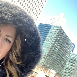 Meet your Posher, Dana